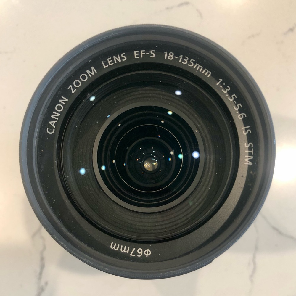 Canon EF-S 18-135mm f/3.5-5.6 IS STM